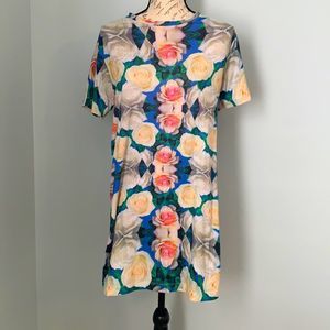 Floral T-shirt Dress size small